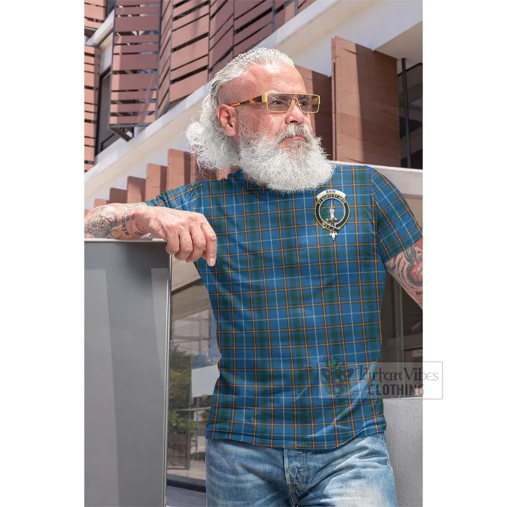 Bain Tartan Cotton T-shirt with Family Crest and Bearded Skull Holding Bottles of Whiskey