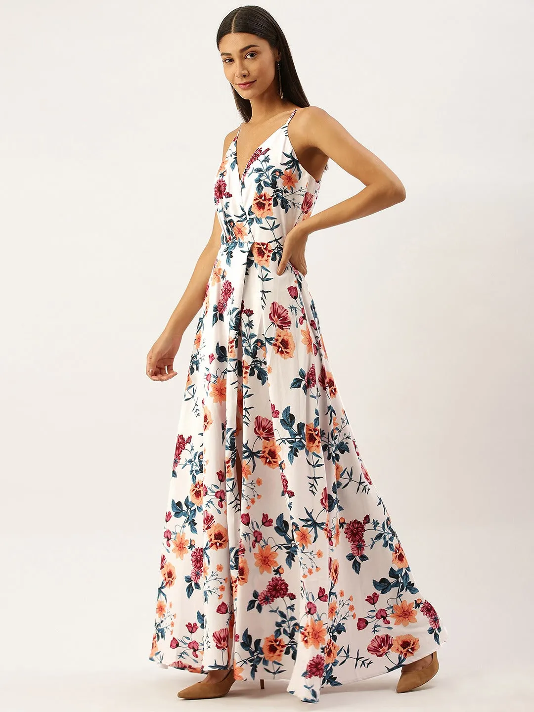 Berrylush Women White Floral Printed V-Neck Maxi Dress