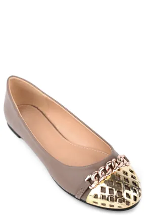 Faux Leather Pumps With Golden Chain And Cap Toe Detail