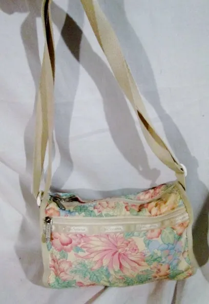 LESPORTSAC Nylon shoulder bag purse crossbody BEIGE FLORAL Vegan Le Sport Sac S