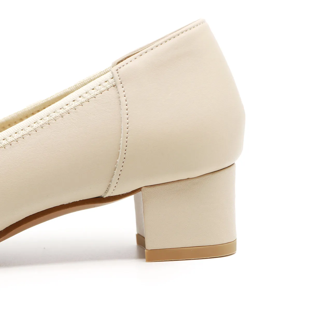 Pitta Soft Low Oak Beige Balanced Heel Pumps