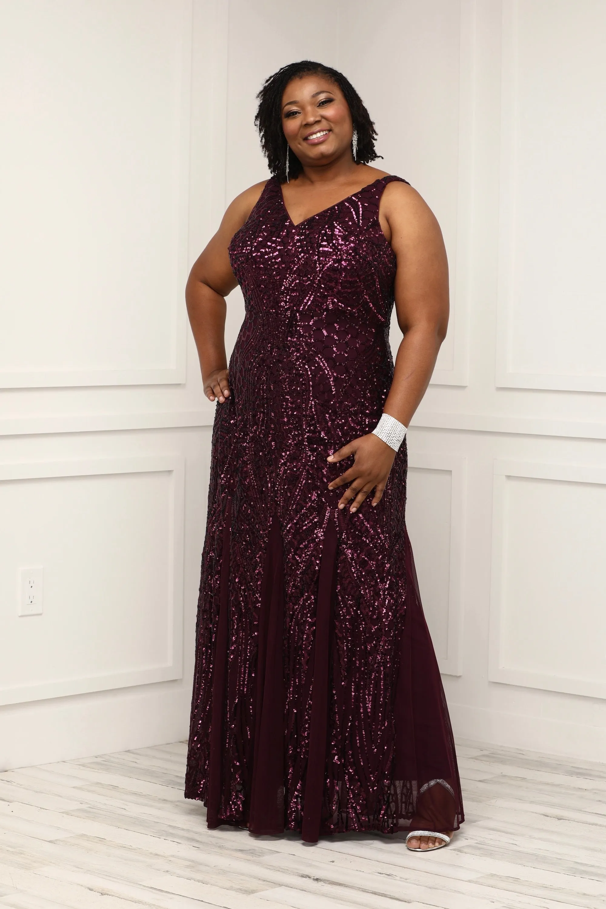 Plus Size Sleeveless Sequin Embellished Evening Gown