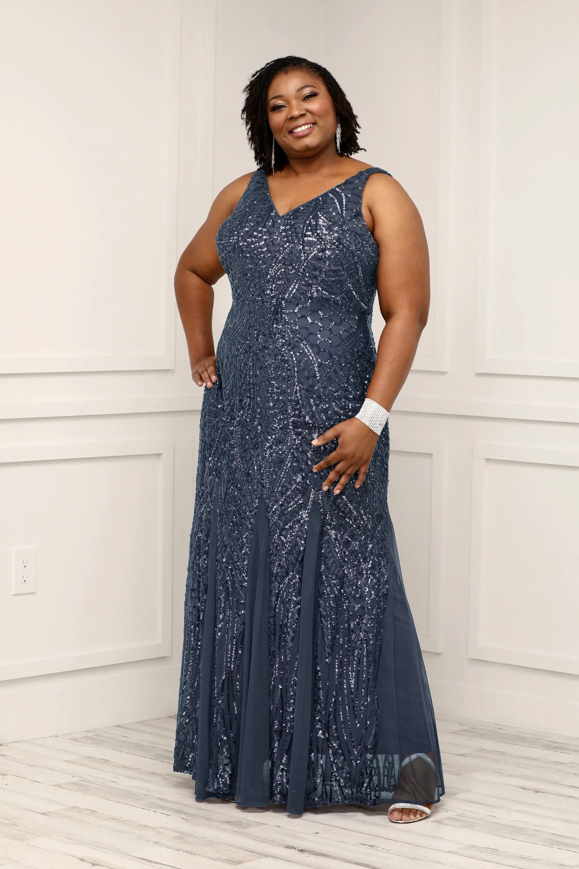 Plus Size Sleeveless Sequin Embellished Evening Gown