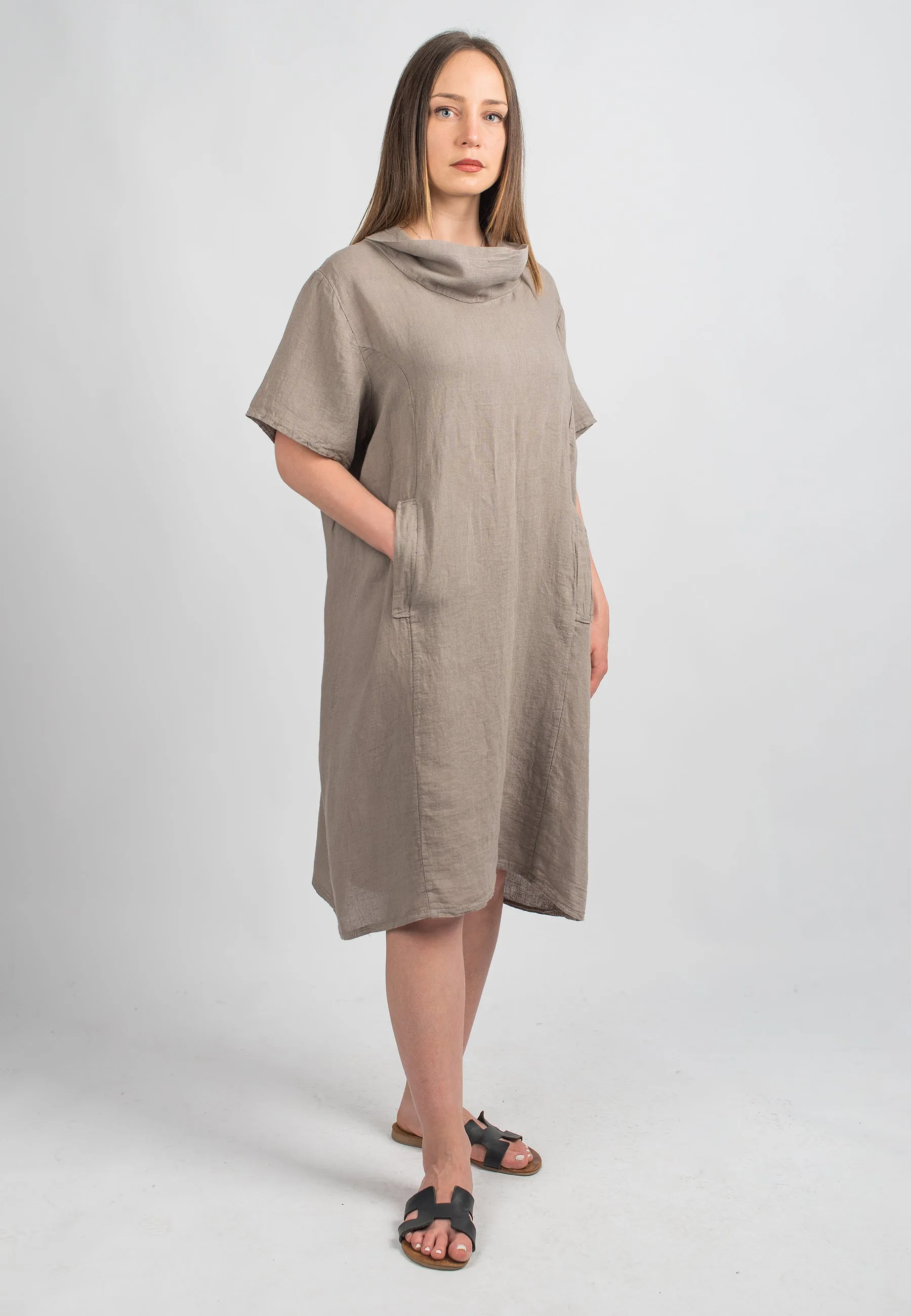 Short dress in 100% Linen