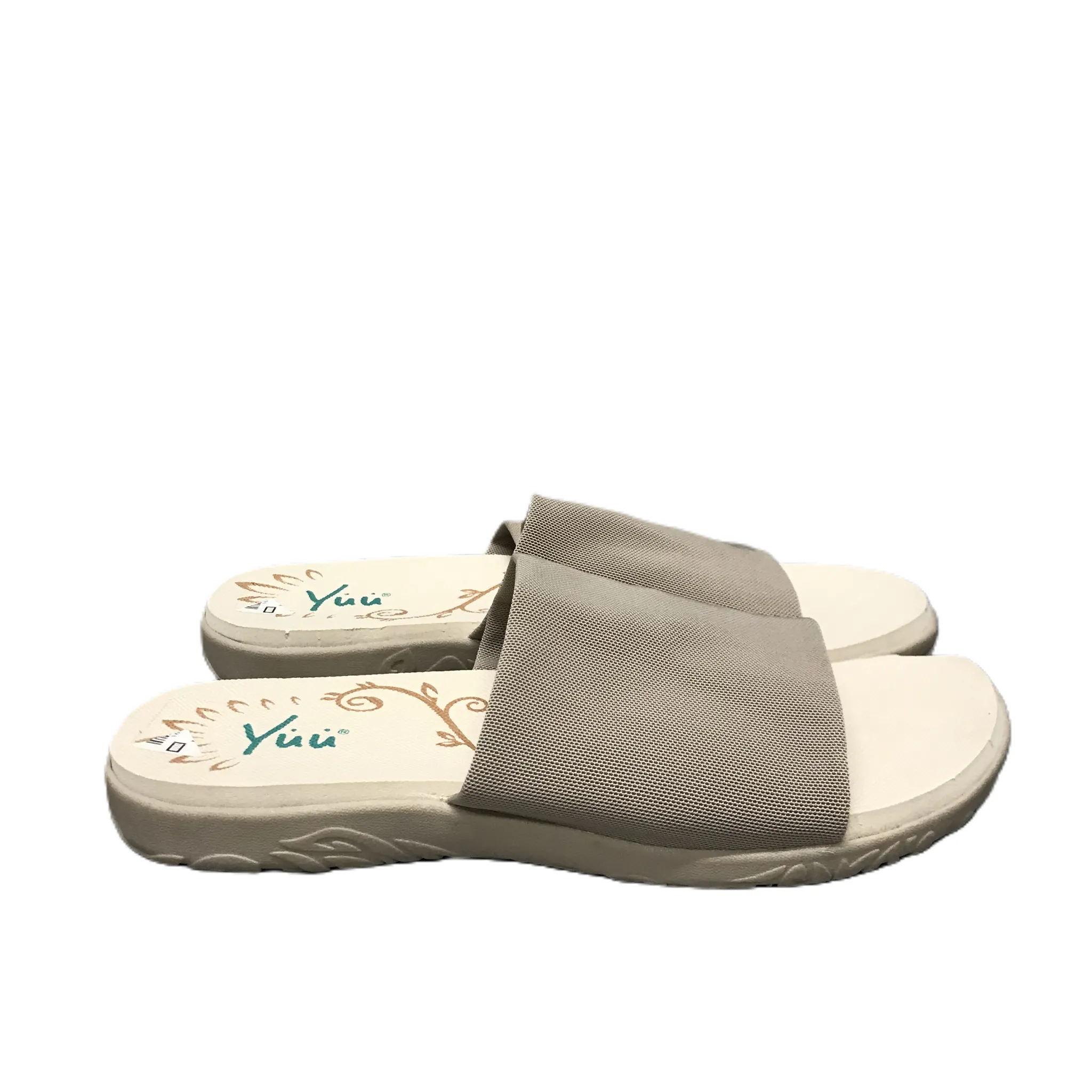 Taupe Sandals Flats By Yuu Collection, Size: 8.5