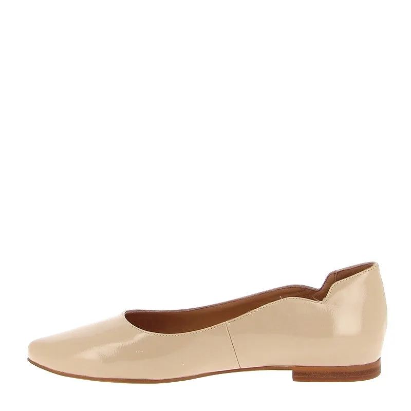 Top End Shaffer Nude Flat Pump