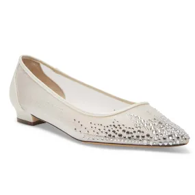 Wendi Flat in Ivory Mesh